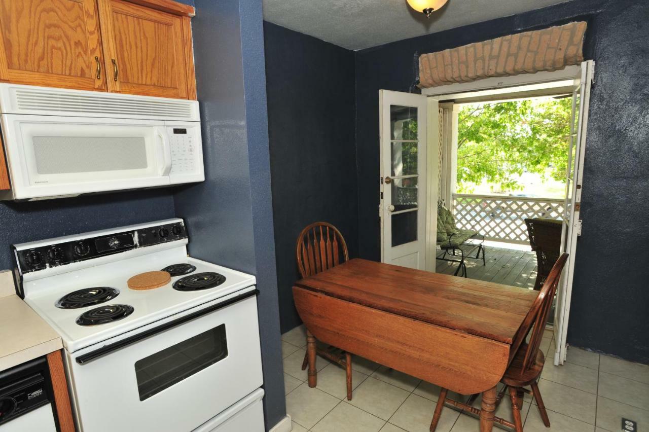 Schmitz Bed & Breakfast 2*